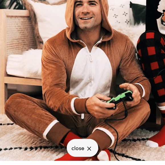 Men’s LARGE Rudolph onesie. - Picture 2 of 3